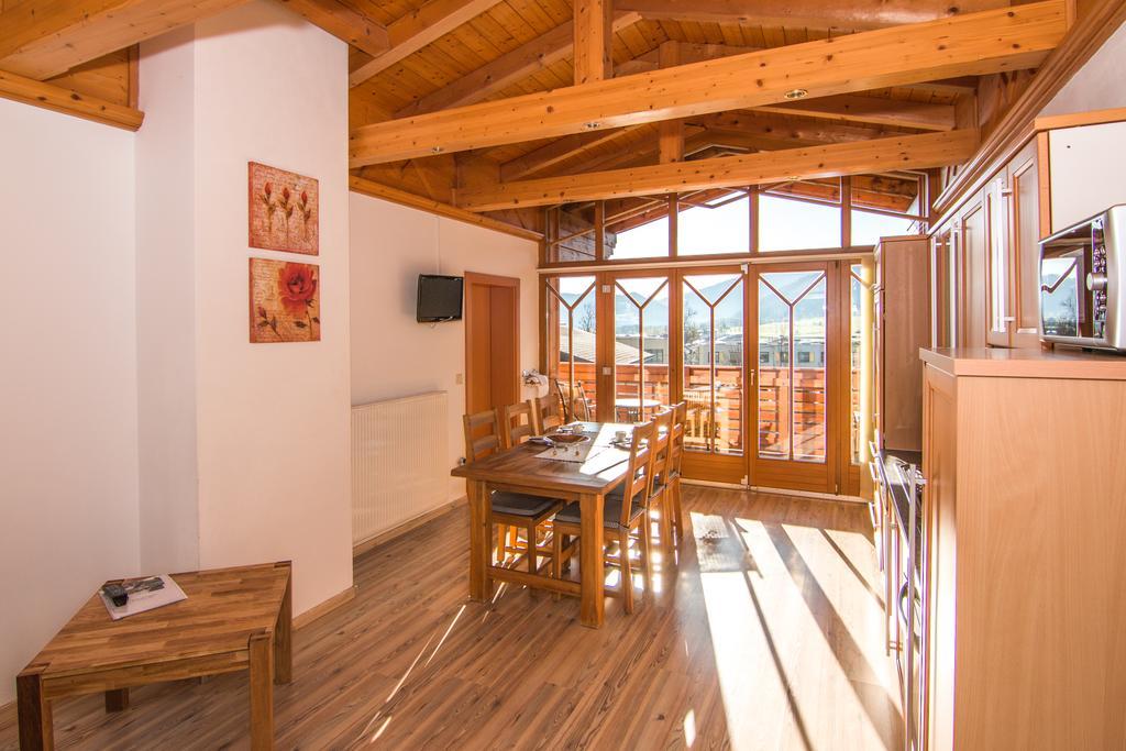 Appartement Pichler อัลเทนมาร์คท์ อิม พองเงา ภายนอก รูปภาพ